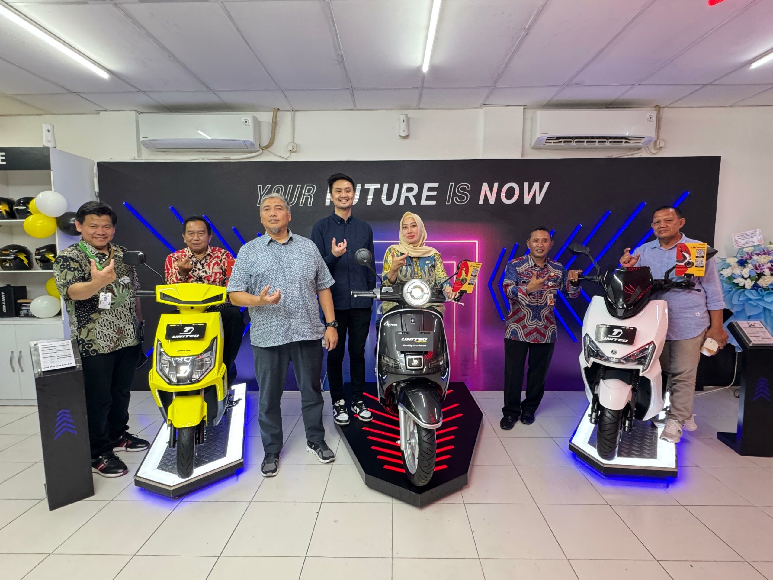 Kalla Kars Resmi Buka Showroom United Motor Listrik E-Motor di Jakarta Selatan