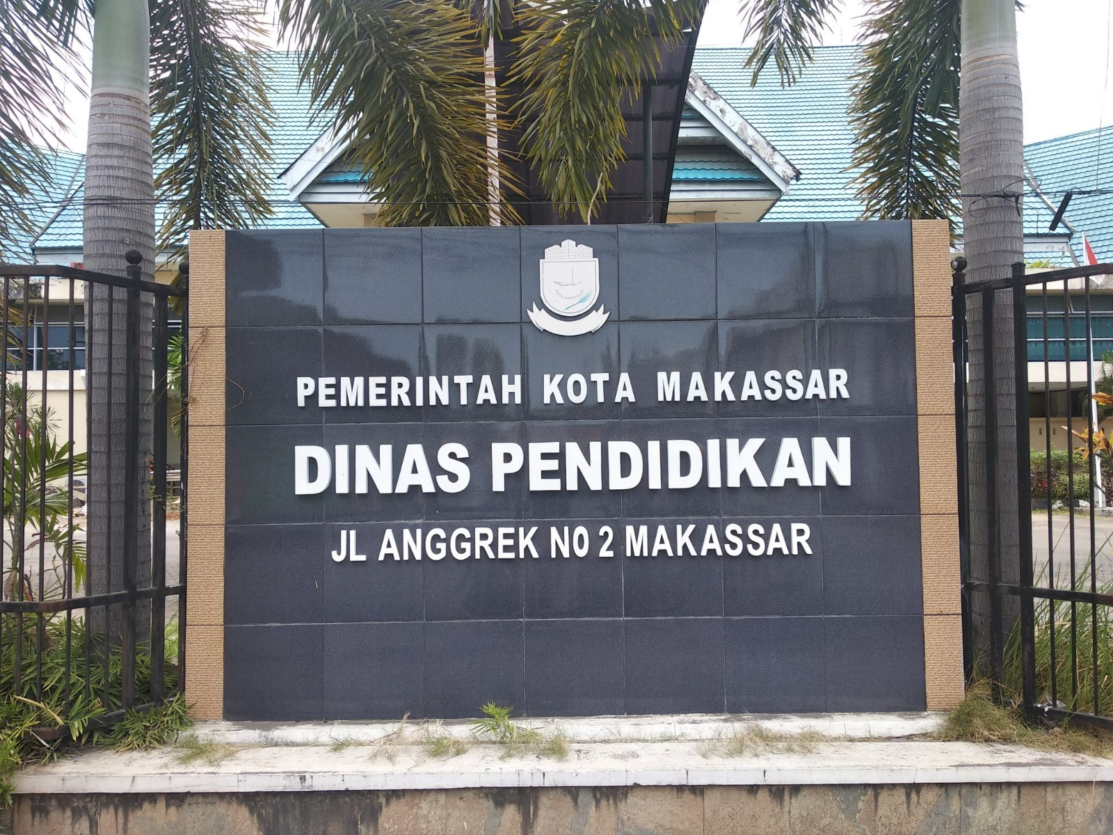 Disdik Makassar Memulai MBG : 10 Ribu Porsi Makanan Bergizi untuk Siswa