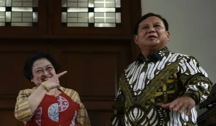 Ketua Umum PDIP Megawati Soekarno Putri Bersama Prabowo Subianto