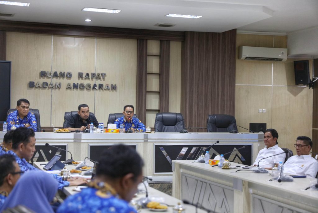 Hadiri Rapat Banggar DPRD, Pj Sekda Makassar Bahas Perencanaan Belanja Barang dan Jasa