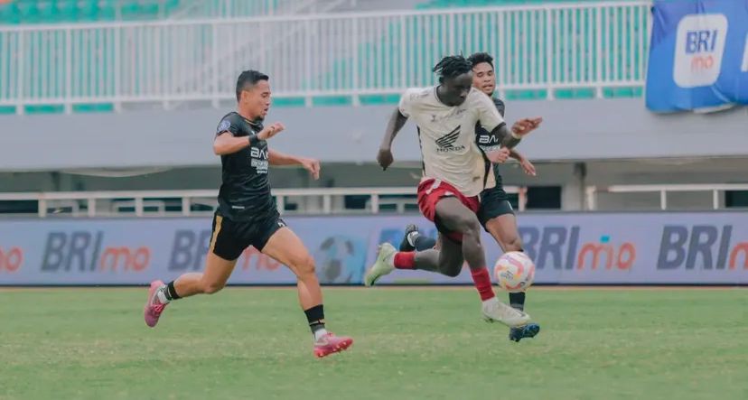 Dewa United Tekuk PSM Makassar 3-2: Gol Balotelli Dianulir hingga Alex Martins Hattrick