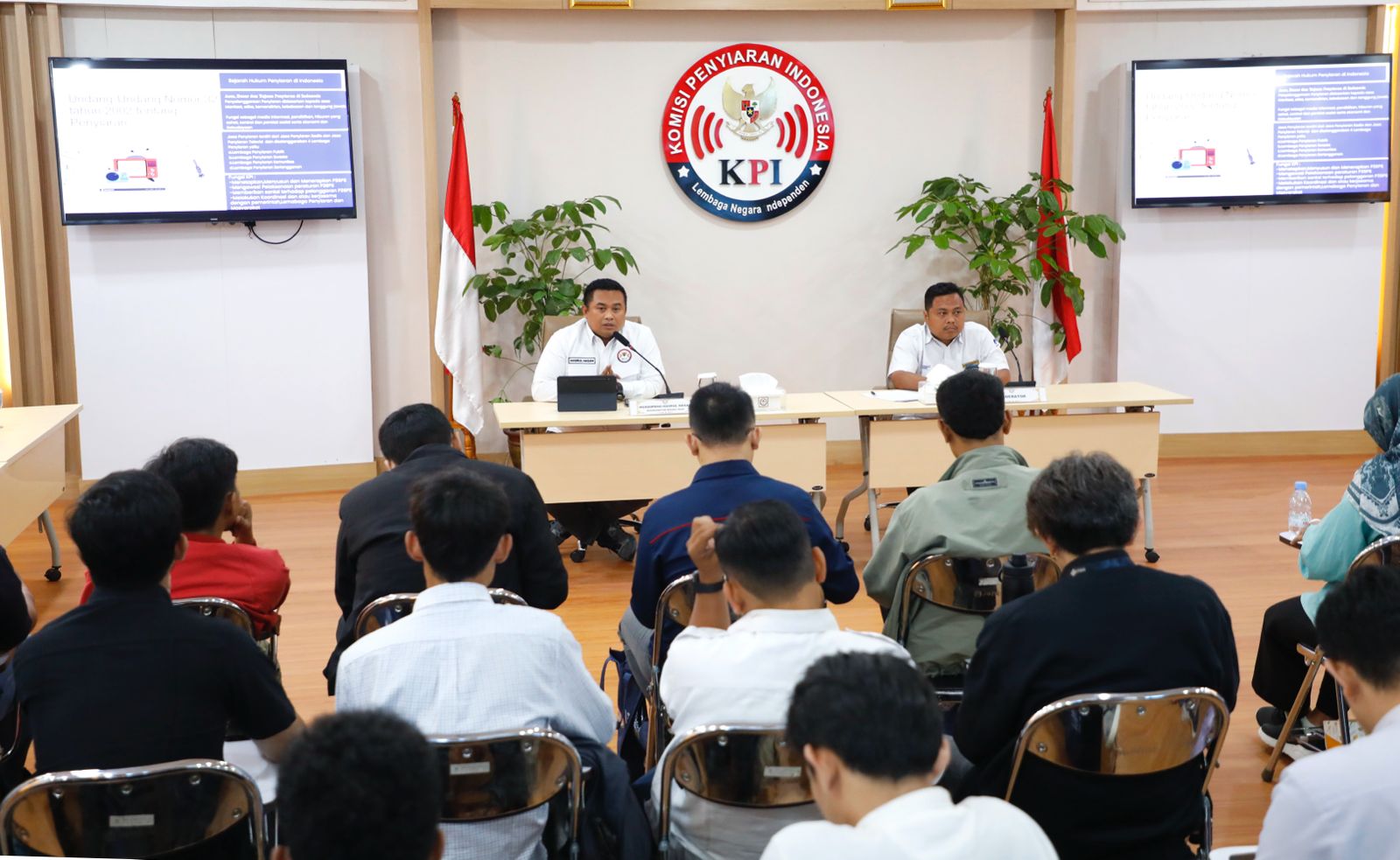 Langgar Aturan Siaran? KPI Bakal Jatuhkan Denda Administratif!
