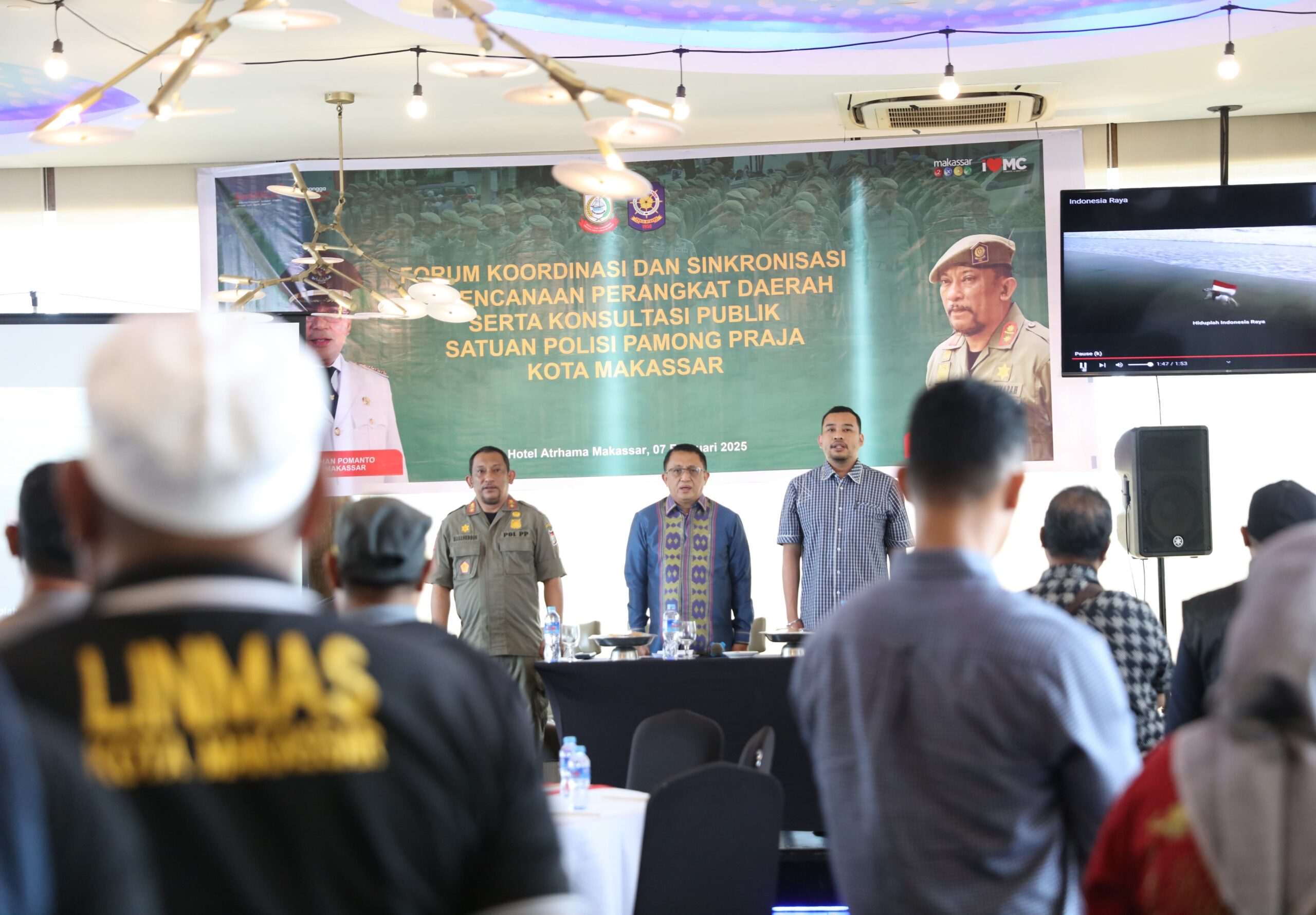 Asisten I Bidang Pemerintahan dan Kesejahteraan Rakyat (Kesra) Pemerintah Kota Makassar, Andi Muhammad Yasir Membuka Acara Forum Koordinasi dan Sinkronisasi Perencanaan Perangkat Daerah Serta Konsultasi Publik Satpol PP Kota Makassar