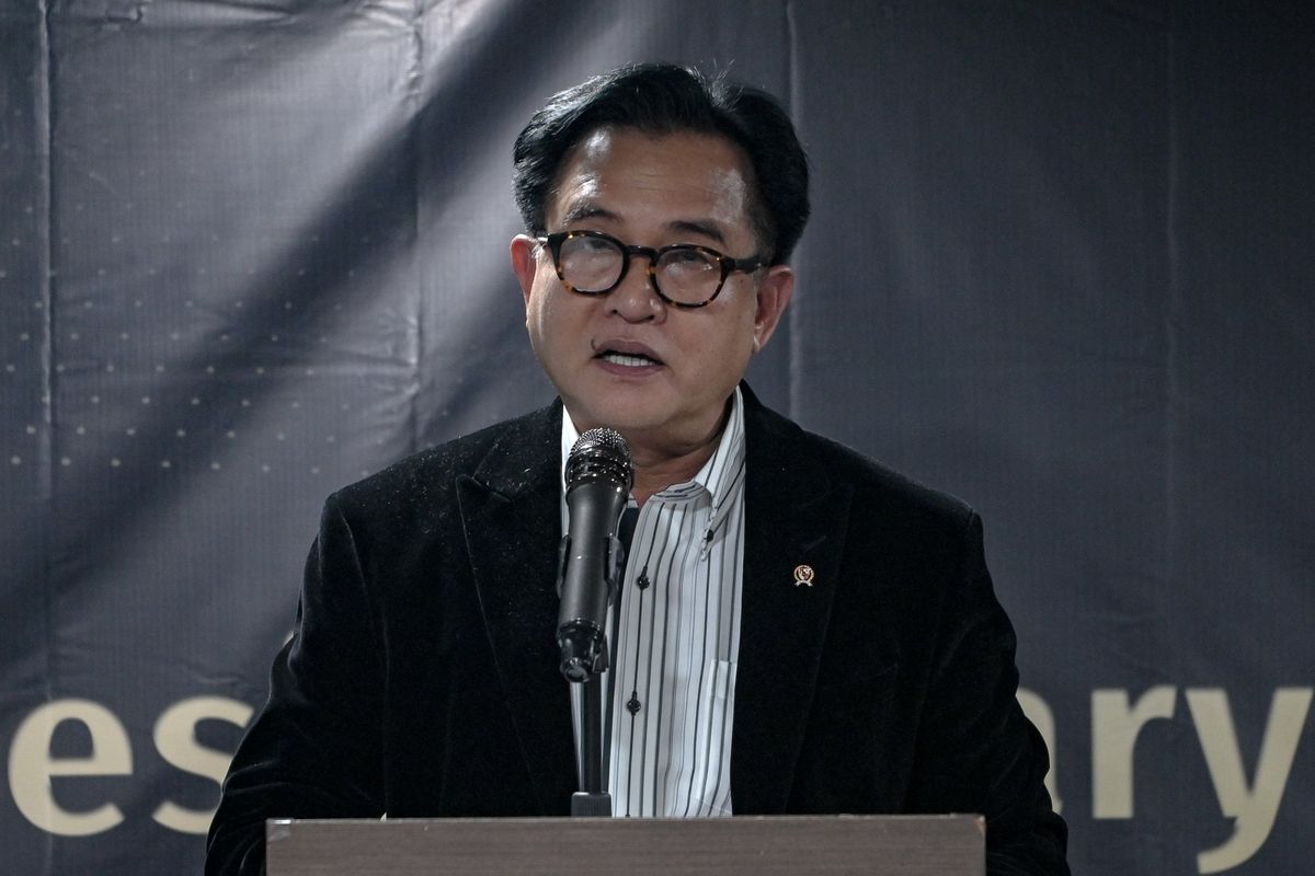 Menteri Koordinator Bidang Hukum, HAM, Imigrasi, dan Pemasyarakatan, Yusril Ihza Mahendra