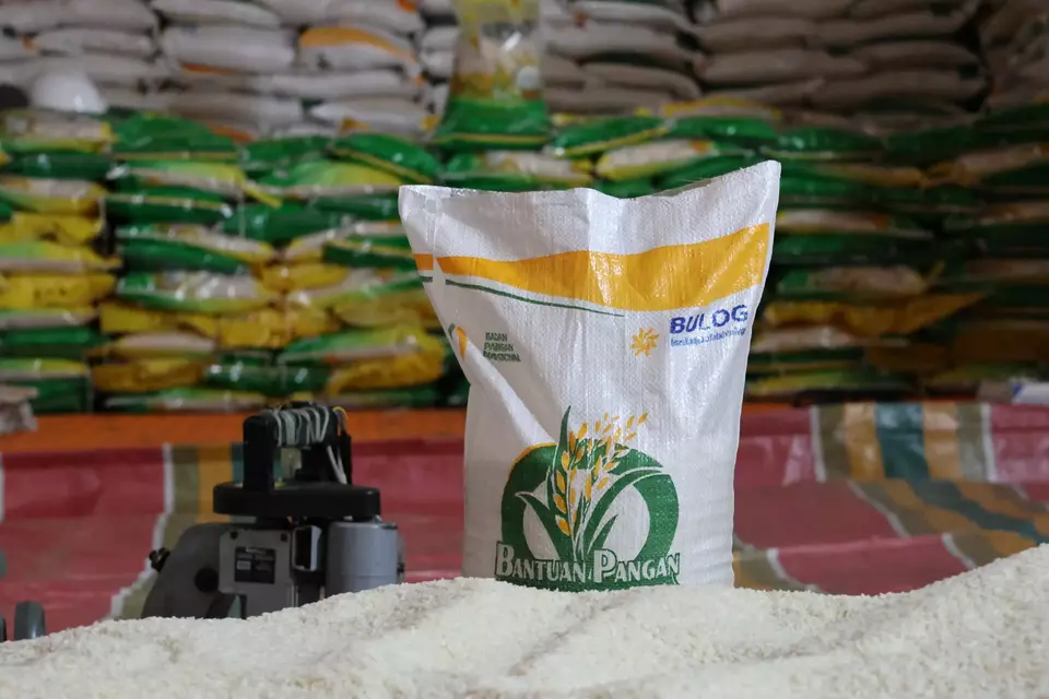 Pemerintah Hentikan Penyaluran Bantuan Beras
