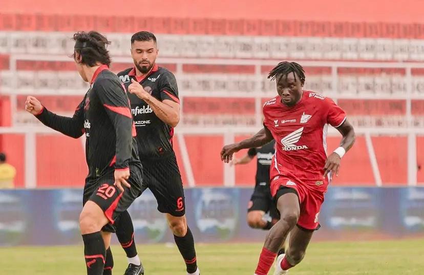 Balotelli Kartu Merah, PSM Makassar Bermain Imbang 1-1 Lawan Arema FC