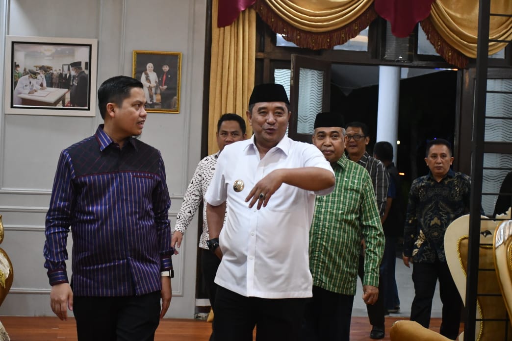 Pj Gubernur Bahtiar Tekankan Pemda Majene Kembangkan Peternakan dan Perkebunan