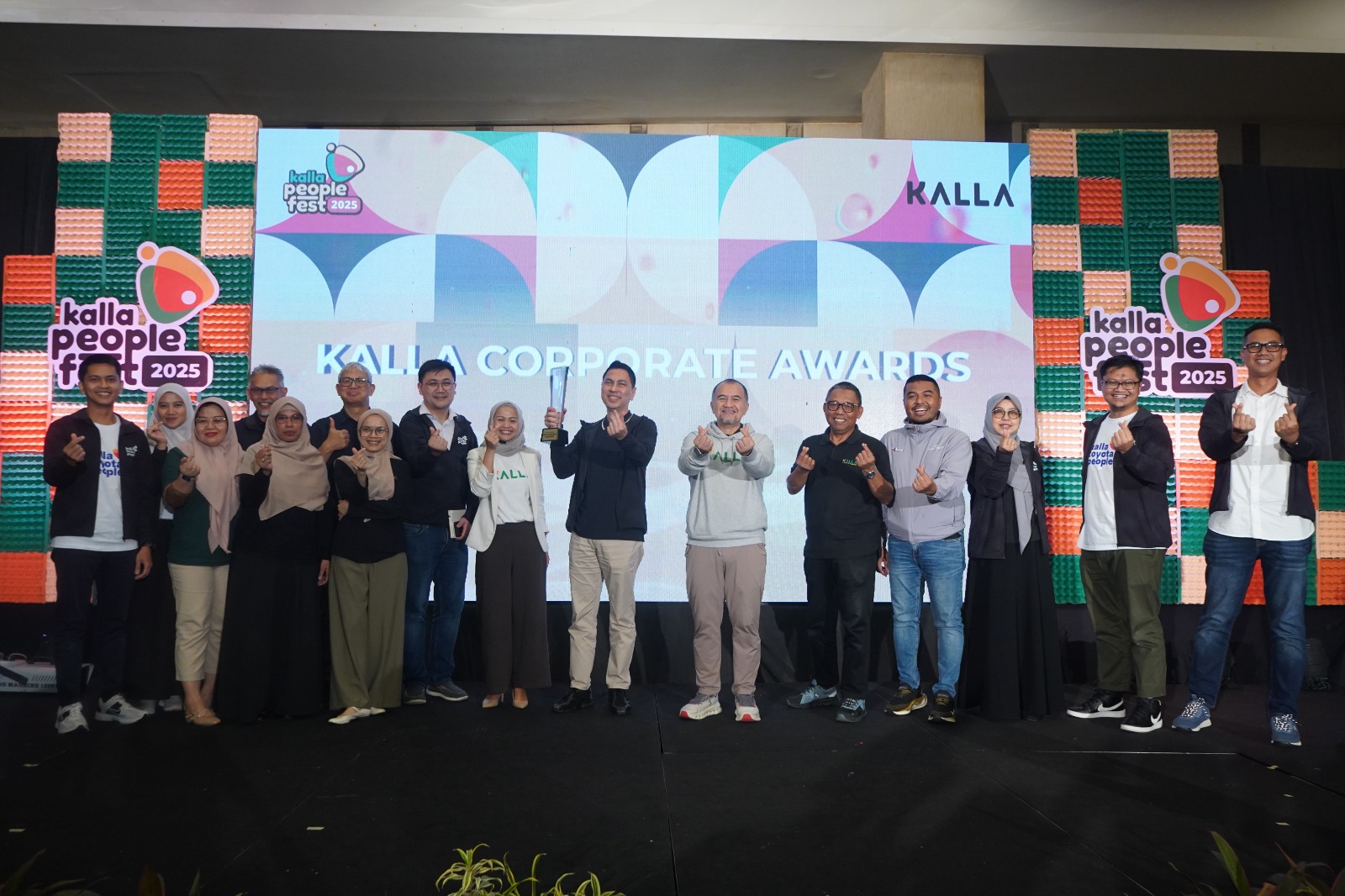 Kalla People Fest 2025: Penghargaan dan Inspirasi Bagi Karyawan