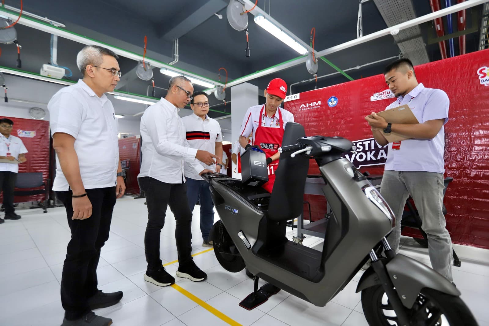 AHM Libatkan 713 SMK Binaannya dalam Uji Pengetahuan Sepeda Motor di FEVOSH 2025