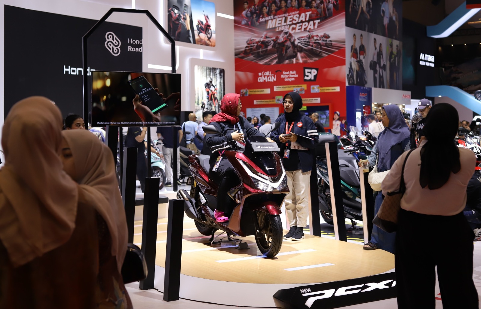 New Honda PCX160 Jadi Favorit Pengunjung IIMS 2025