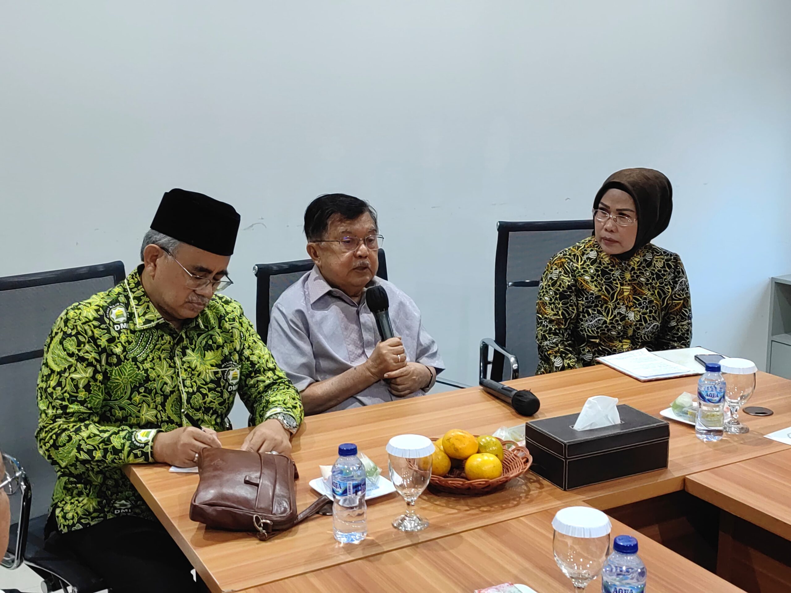 Jusuf Kalla Ajak Umat Islam Tingkatkan Ibadah di Bulan Ramadhan 1446 H