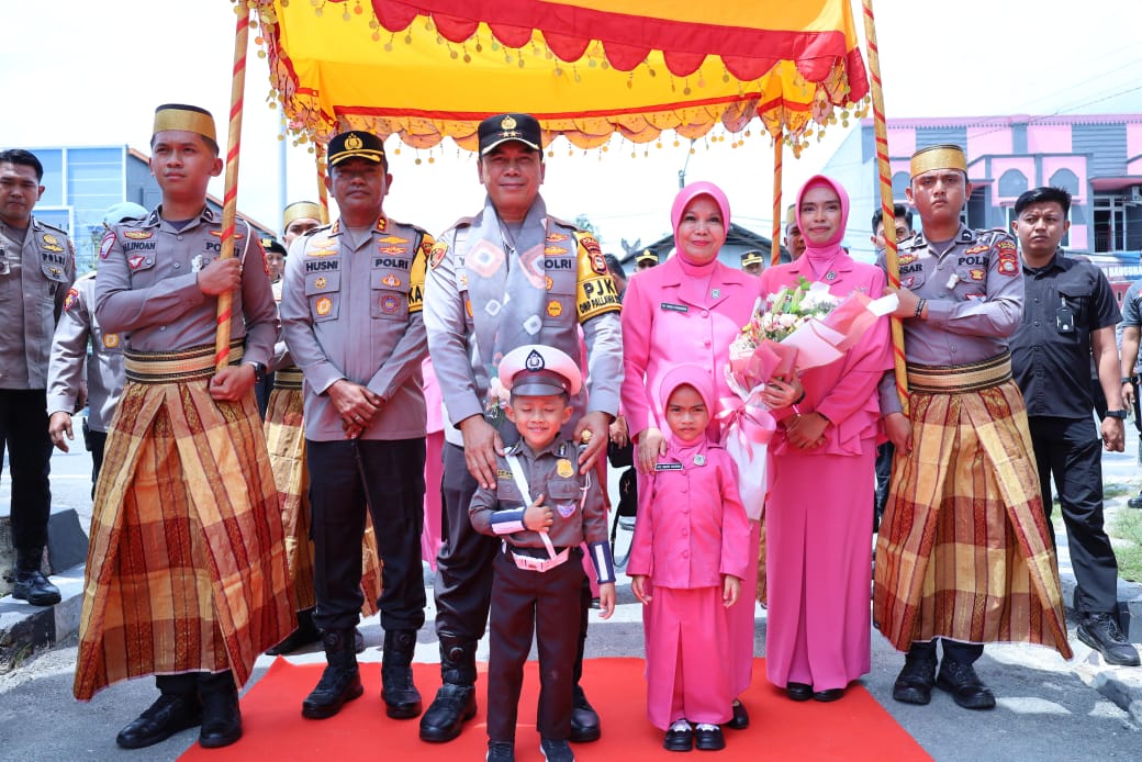 Kapolda Sulsel Kunjungi Polres Lutra, Apresiasi Kinerja dan Soroti Peningkatan Pelayanan