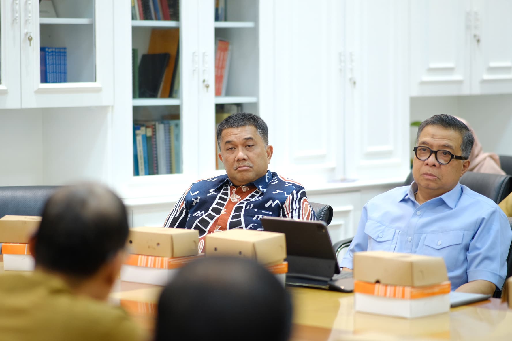 PJ Sekda Makassar Gelar Rapat Koordinasi dengan Tim Transisi MULIA