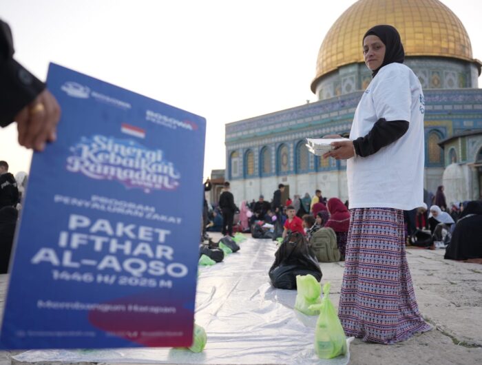 Bosowa Peduli Salurkan Bantuan Pangan dan Iftar untuk Warga Al-Quds