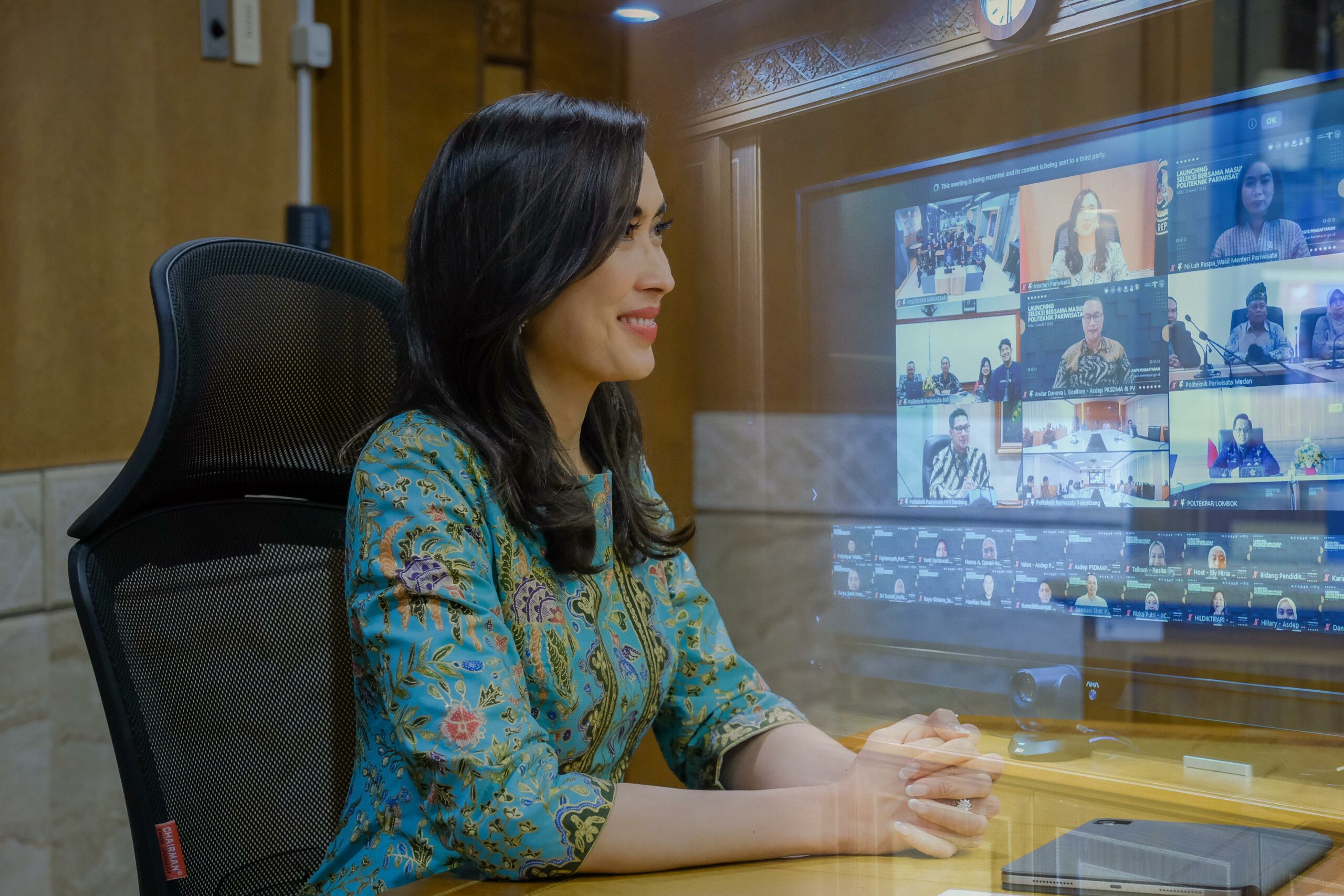 Menteri Pariwisata Widiyanti Putri Wardhana Resmi Buka Penerimaan Mahasiswa Baru Tahun Ajaran 2025