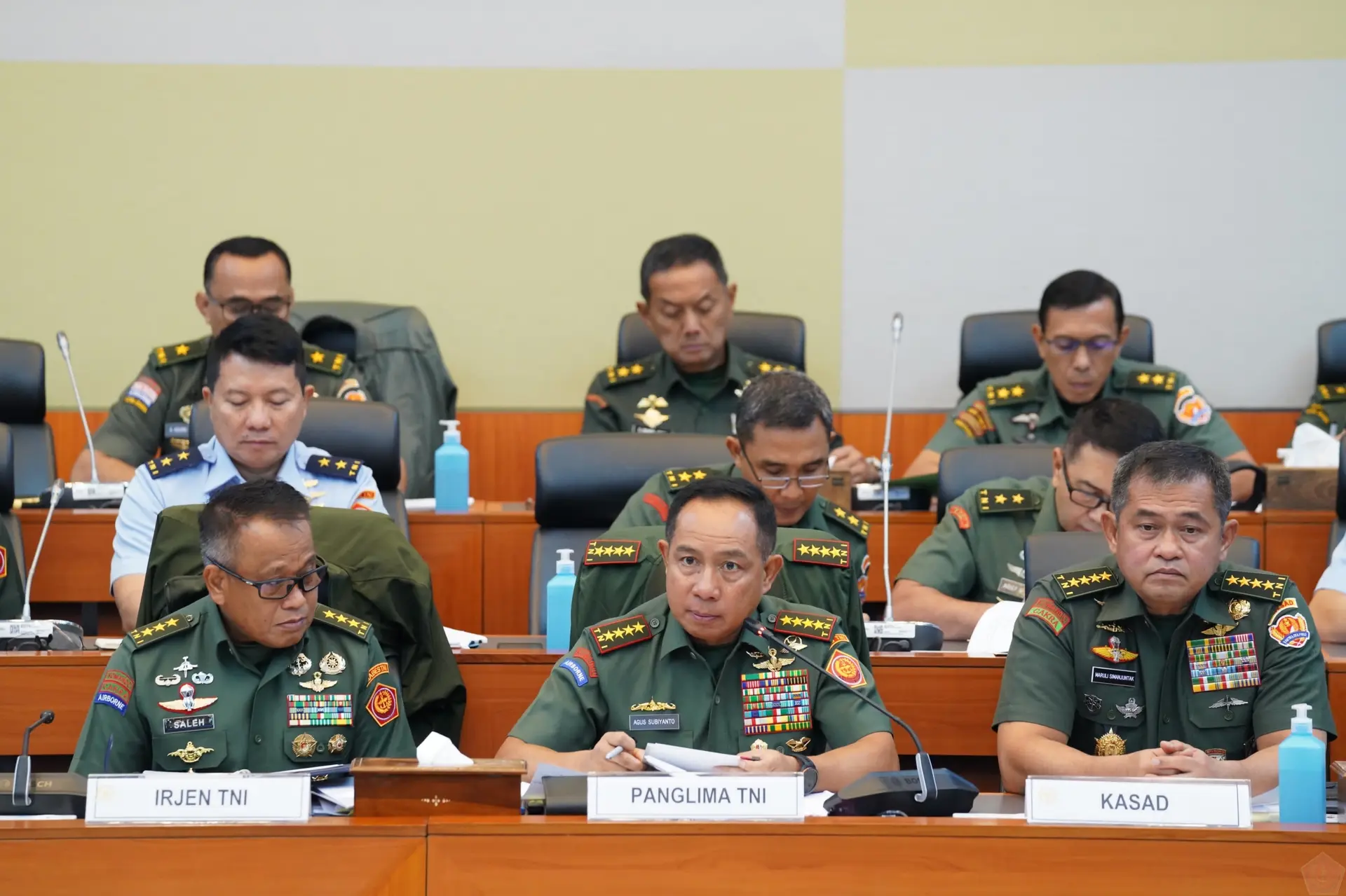 Panglima TNI Bersama Jajaran Saat Rapat Dengar Pendapat Dengan Komisi I DPR RI Bahas Revisi UU TNI