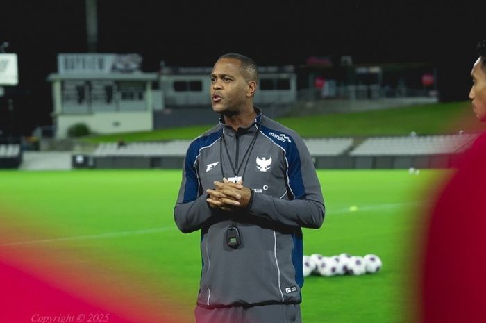 Patrick Kluivert Pertimbangkan Rotasi Pemain Jelang Lawan Jepang