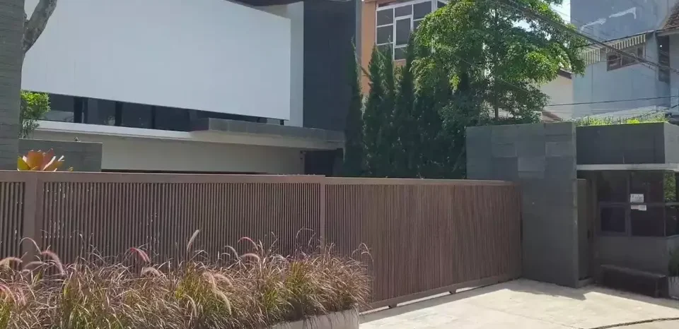 Rumah Mantan Gubernur Jawa Barat, Ridwan Kamil