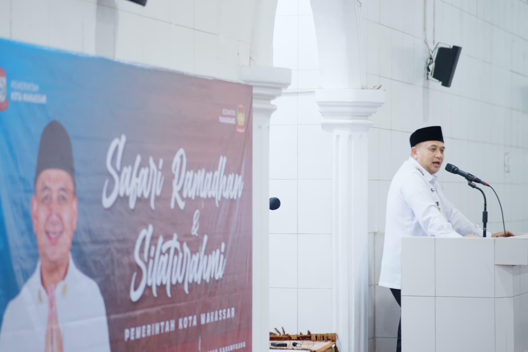 Wali Kota Makassar Munafri Arifuddin Saat Menghadiri Acara Buka Puasa Bersama Ratusan Jamaah di Masjid Agung 45