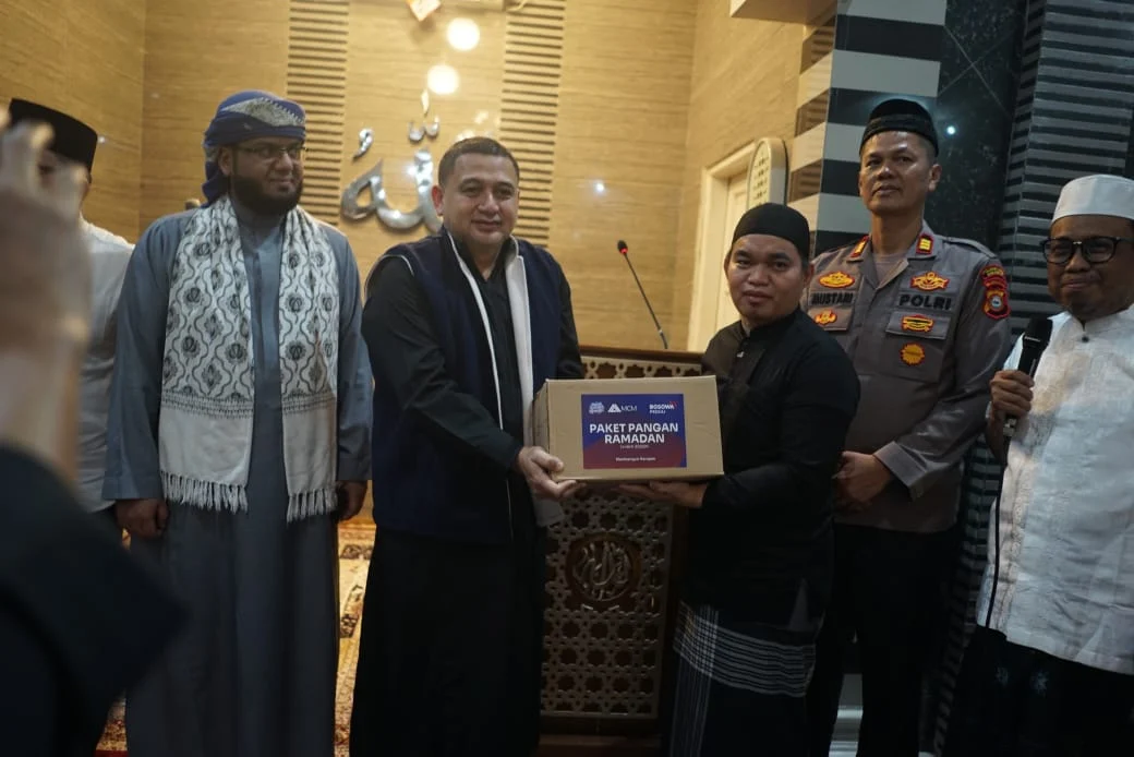Bosowa Peduli dan Wali Kota Munafri Gelar Safari Ramadhan di Makassar