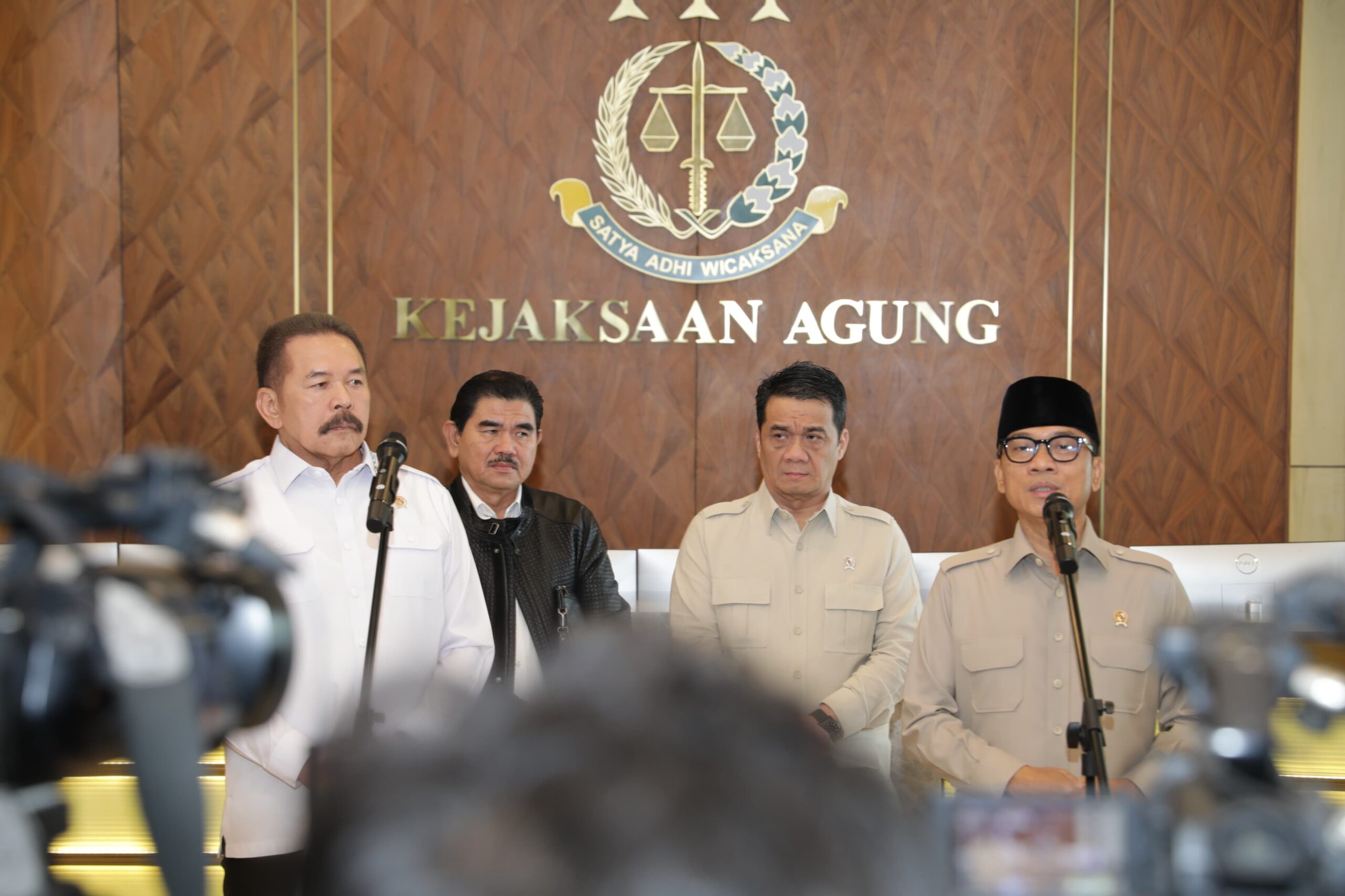 Mendes Yandri Temui Jaksa Agung, Laporkan Dugaan Penyimpangan Dana Desa