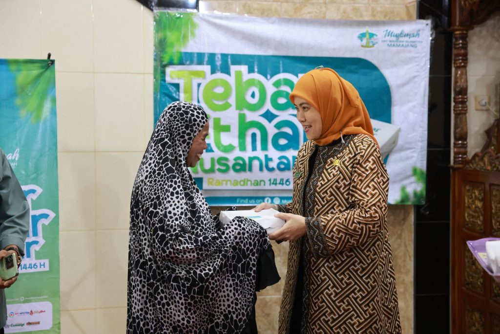 Muslimah Wahdah Salurkan 100.000 Paket Ifthar: Berbagi Kebahagiaan di Seluruh Indonesia
