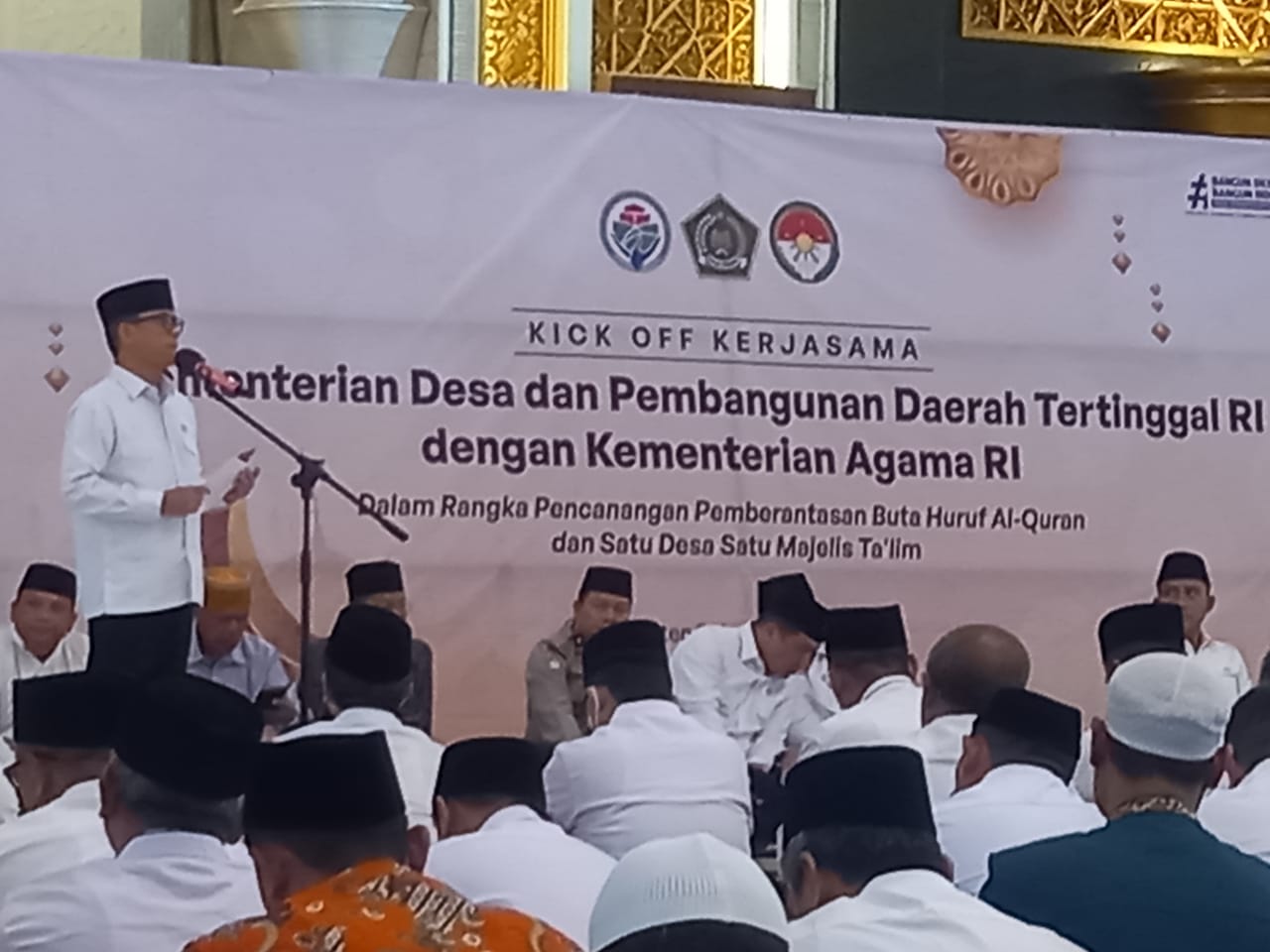 Gandeng Kemenag, Mendes Yandri Luncurkan Program Satu Desa Satu Majelis Tak'lim