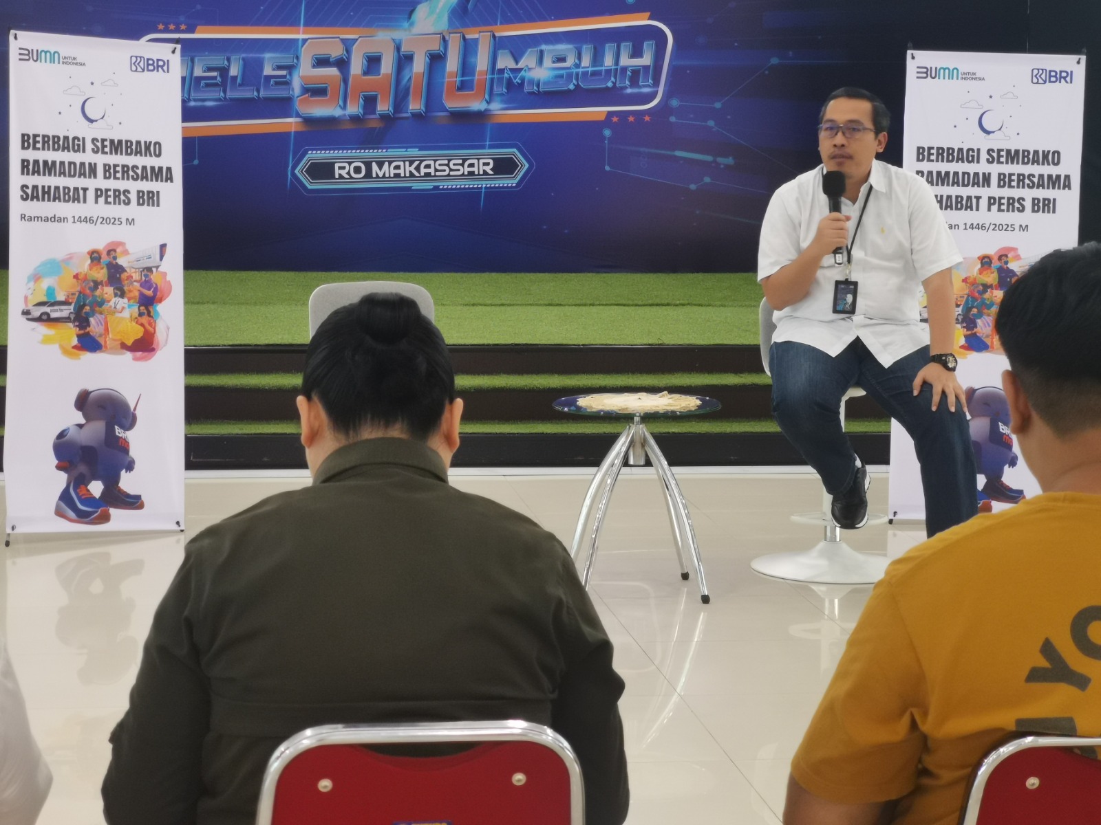 BRI Makassar Apresiasi Media dengan Program Berbagi Sembako Ramadhan