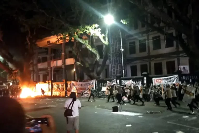 bom molotov 768x512