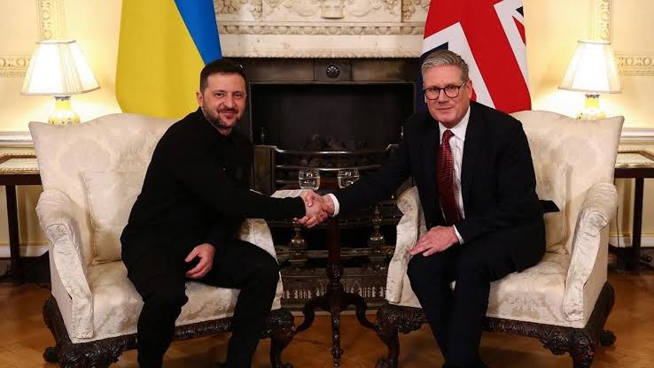 Usai Diusir Trump, Zelensky Kini Temui PM dan Raja Inggris