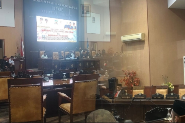 rapat paripurna visi misi bupati dan wakil bupati jeneponto minim peserta ugv