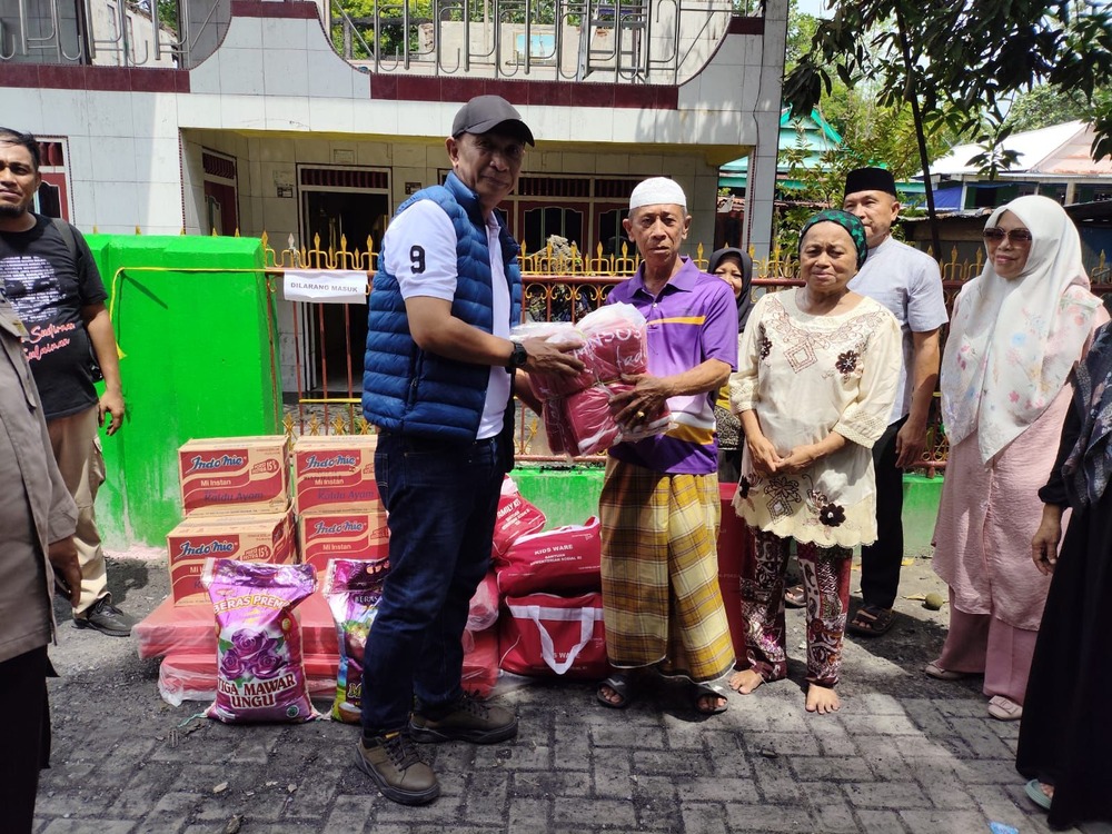 Korban Kebakaran di Pulau Barrang Lompo Terima Bantuan Dinsos Sulsel