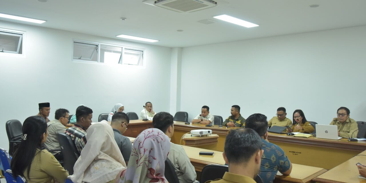 DPRD Sulbar Bahas Dampak Permentan Terhadap Harga Sawit Petani
