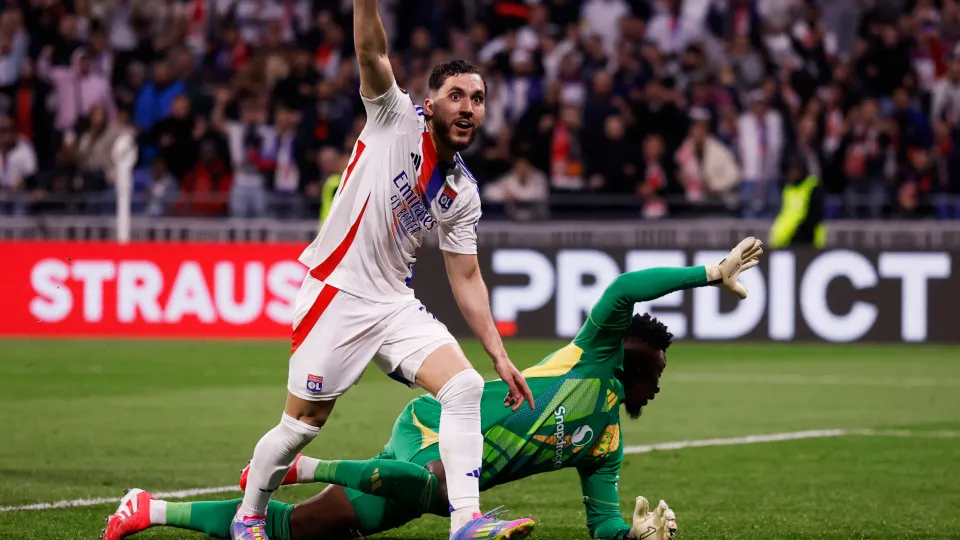 Blunder Andre Onana Bikin Setan Merah Gagal Menang Lawan Lyon