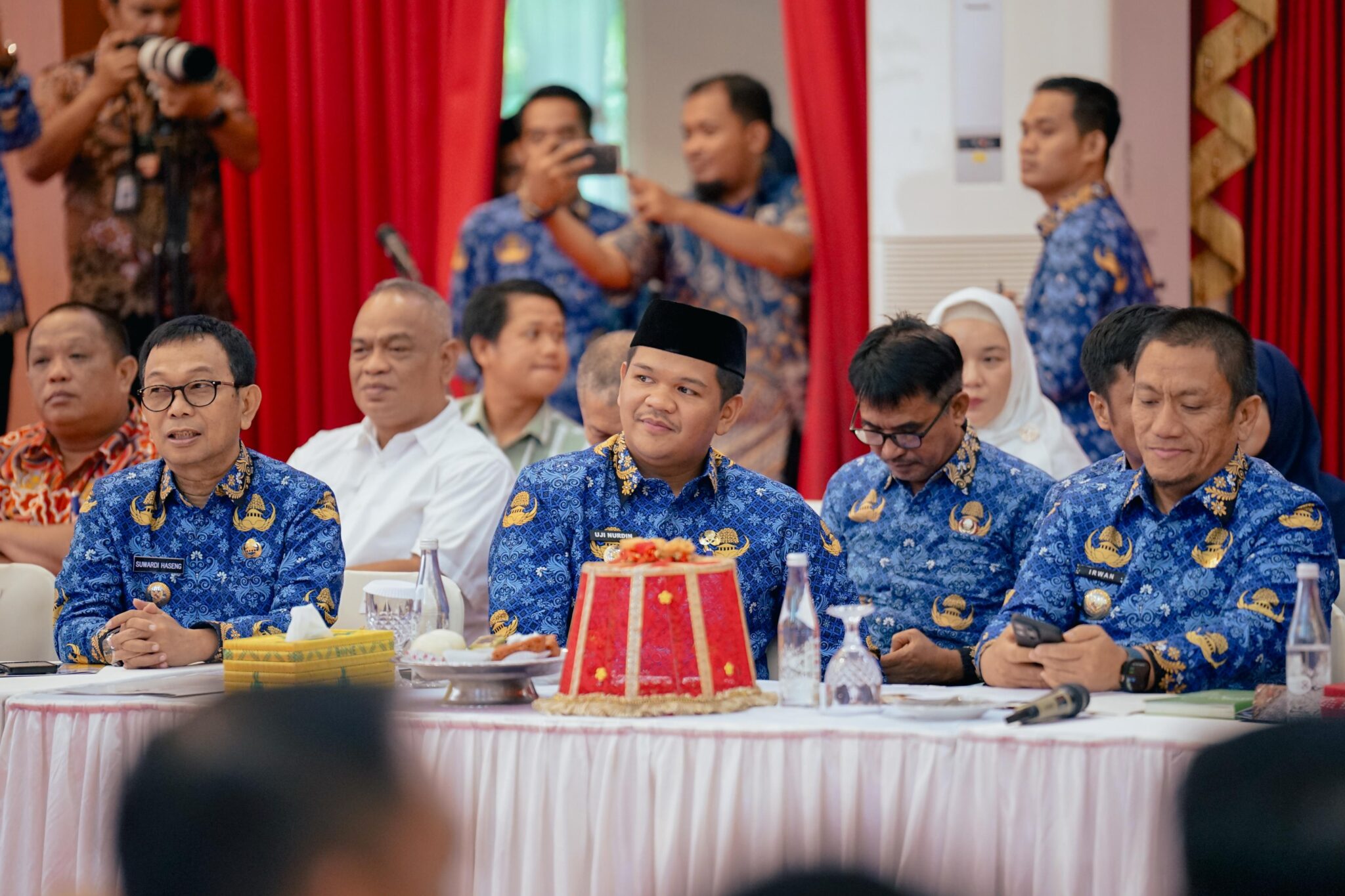 Bupati Bantaeng, M. Fathul Fauzy Nurdin Saat Menghadiri Rapat Koordinasi Optimasi Sistem Pengairan Pertanian Sulsel