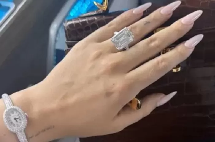 Pacar Ronaldo Pamer Cincin Berlian Rp67 Miliar, Isyaratkan Bakal Menikah?