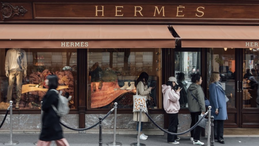 Hermes Geser LVMH sebagai Perusahaan Barang Mewah Terkaya di Eropa