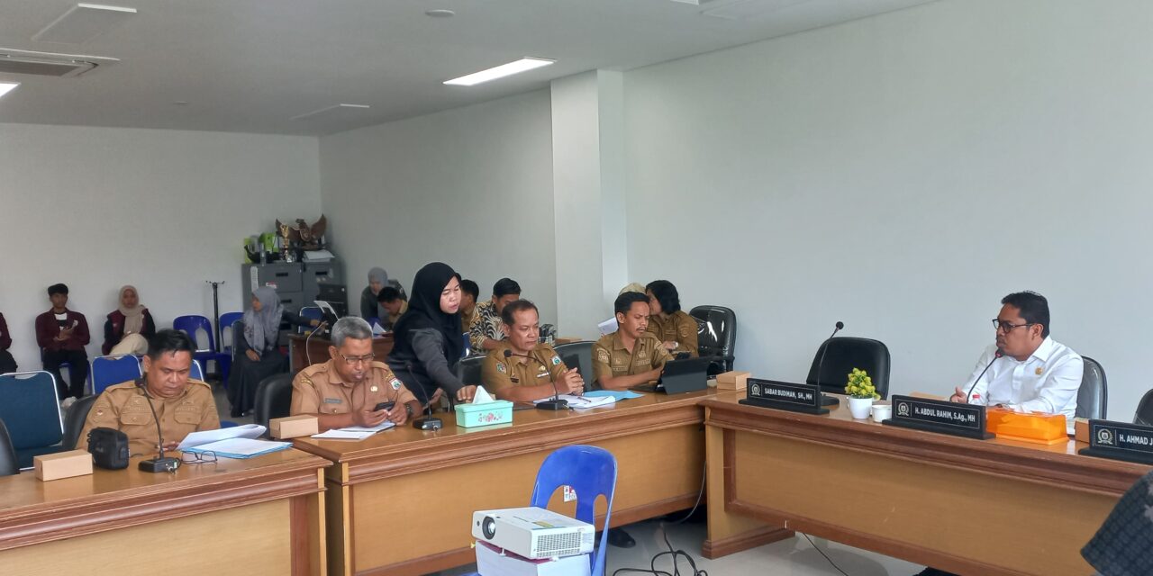 Komisi IV Gelar Raker Bersama OPD Mitra Kerja Monev Pelaksanaan Program Kegiatan 2024 serta Bahas Rencana Kerja 2025 13 Jan 2025 2 1280x640 (1)