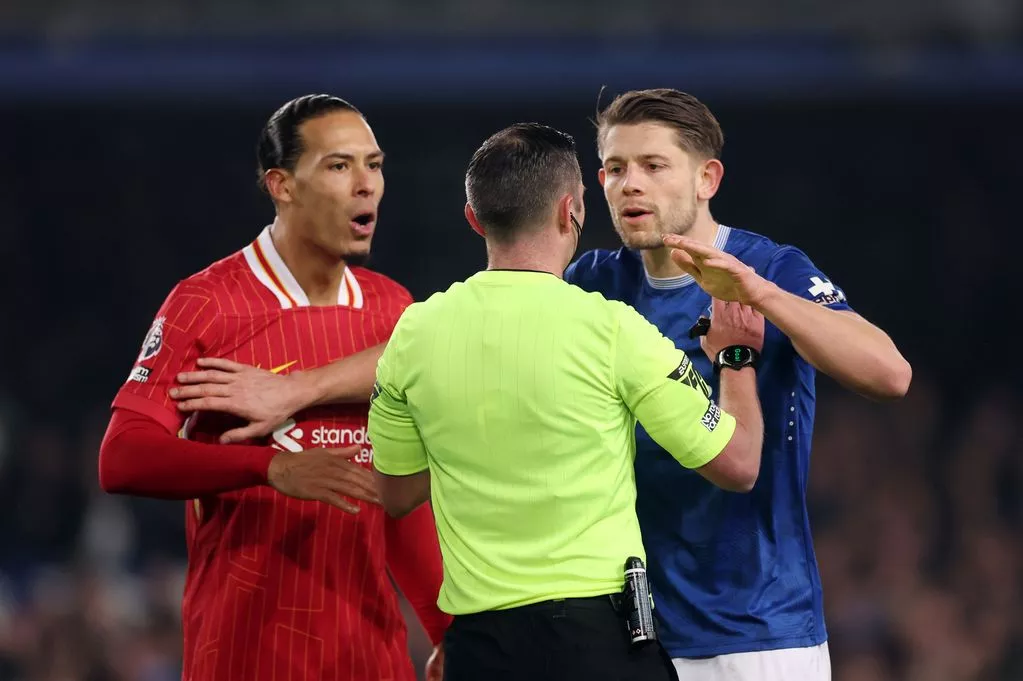 Laga Liverpool vs Everton