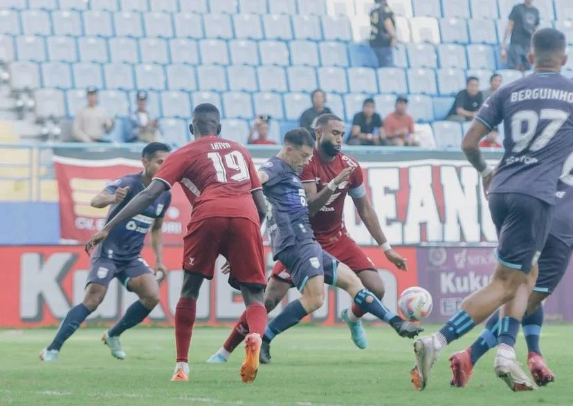 PSM Makassar Saat Menjamu Borneo FC