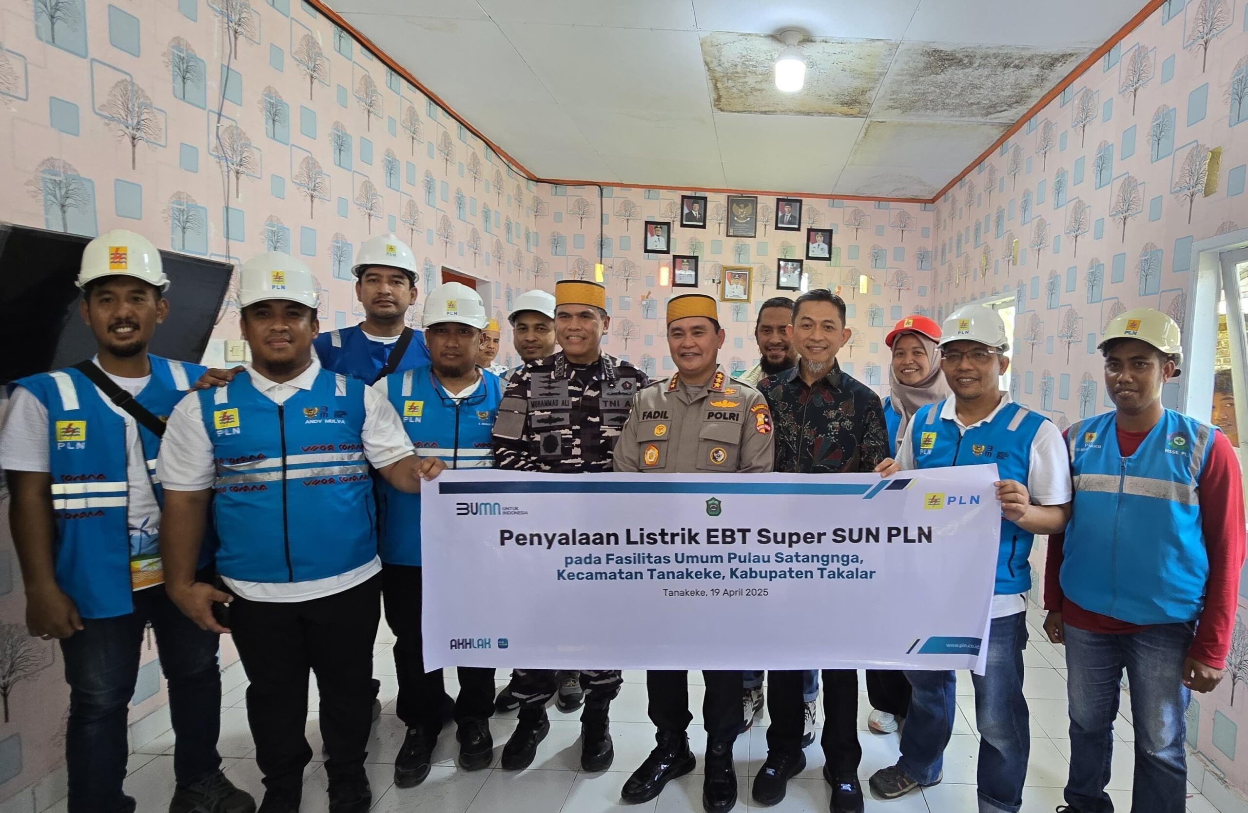 Penyalaan Listrik EBT Super SUN PLN di Pulau Satangnga, Takalar