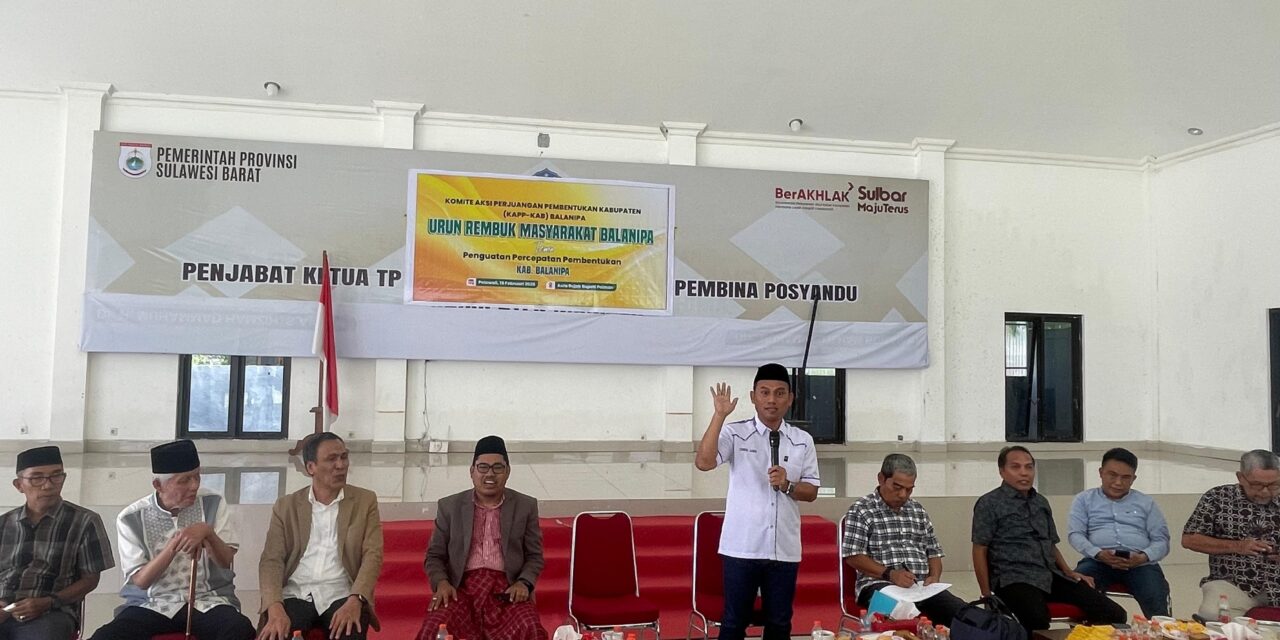 Sejumlah Anggota DPRD Provinsi Sulawesi Barat dari Daerah Pemilihan (Dapil) Polewali Mandar Saat Menghadiri Acara Urun Rembuk yang Membahas Percepatan Pembentukan Kabupaten Balangnipa