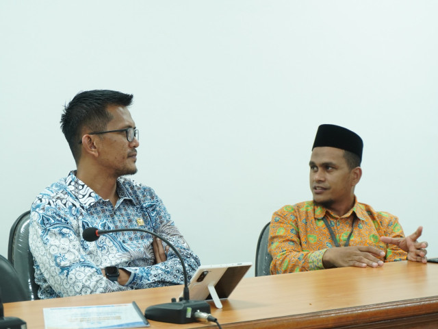 Wakil Ketua DPRD Sulbar Munandar Wijaya Bersama Kepala Perwakilan Ombudsman RI Sulawesi Barat
