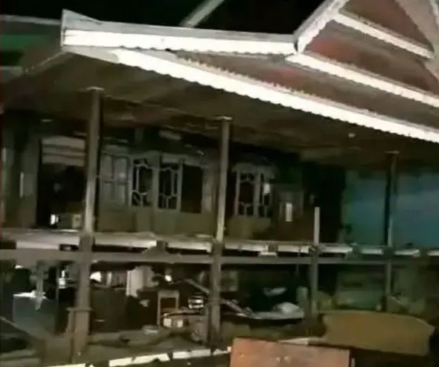 Uang Panai Terlambat, Rumah Mempelai Pria Hancur Dirusak