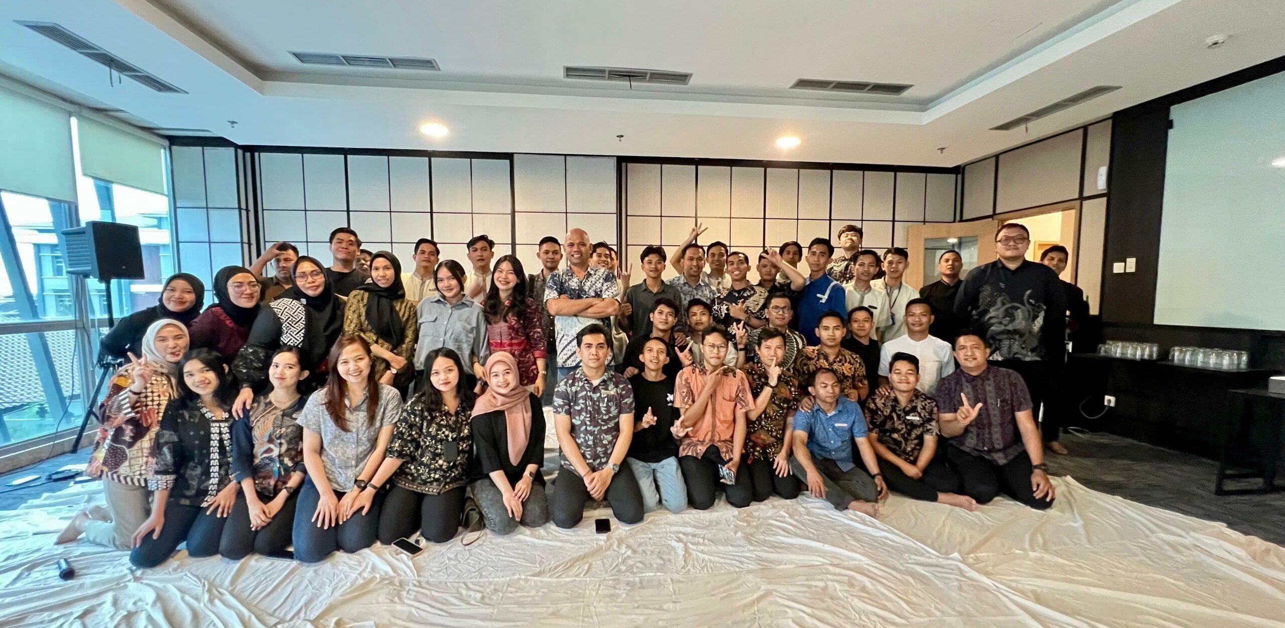 Vasaka Hotel Makassar Gelar Halal Bi Halal: Bangun Budaya Kerja Harmonis
