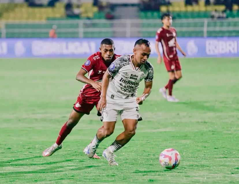 Gol Mbarga Antar Bali United Taklukkan PSM Makassar 0-1