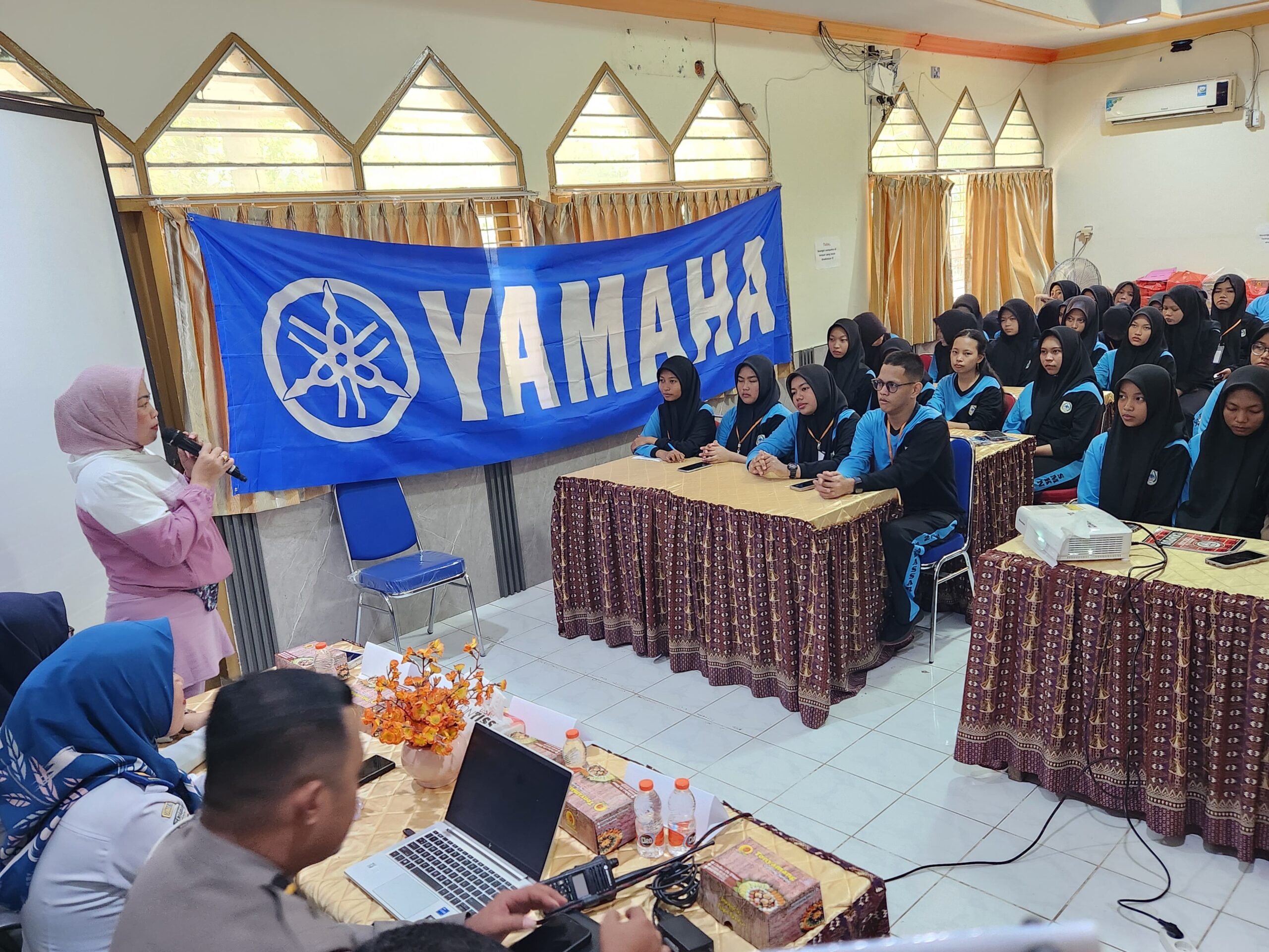 Fazzio School Championship dan Edukasi Safety Riding Digelar di SMK Negeri 6 Makassar