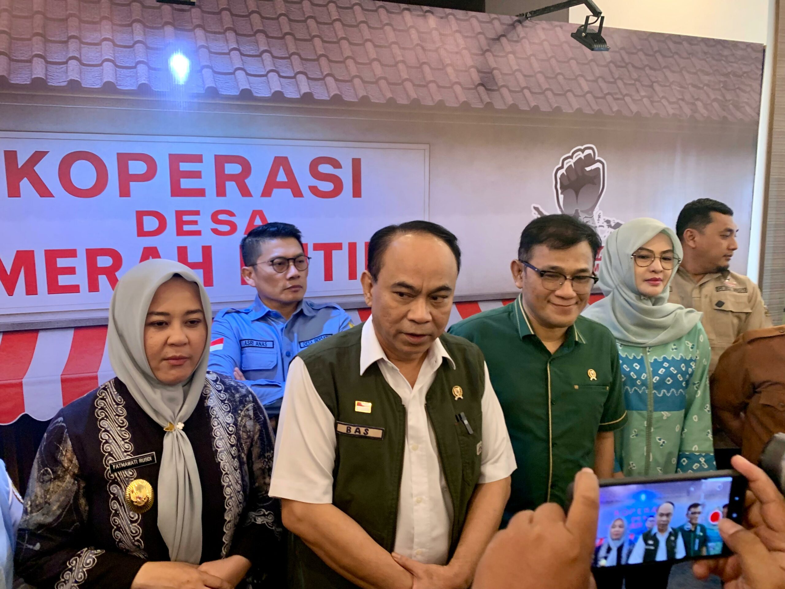 Menkop Targetkan Pembentukan 2.266 Kopdes di Sulsel Rampung Akhir Mei 2025