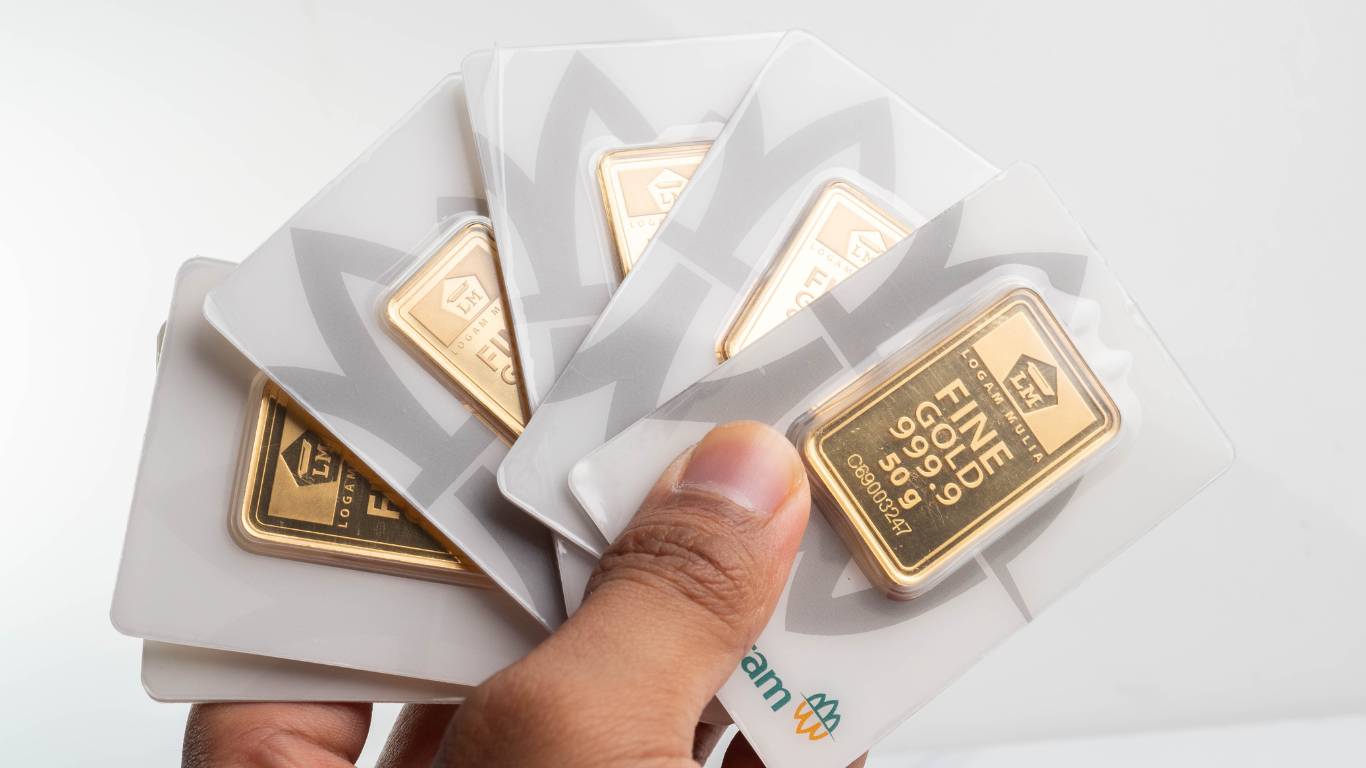 Emas Antam Tembus Rp1,886 Juta per Gram, Harga Dunia Justru Turun