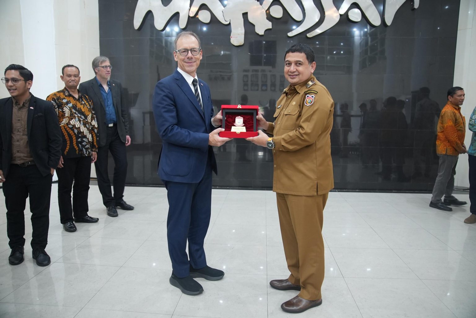 Wali Kota Makassar Jajaki Peluang Kerja Sama Multisektor dengan Duta Besar Swiss
